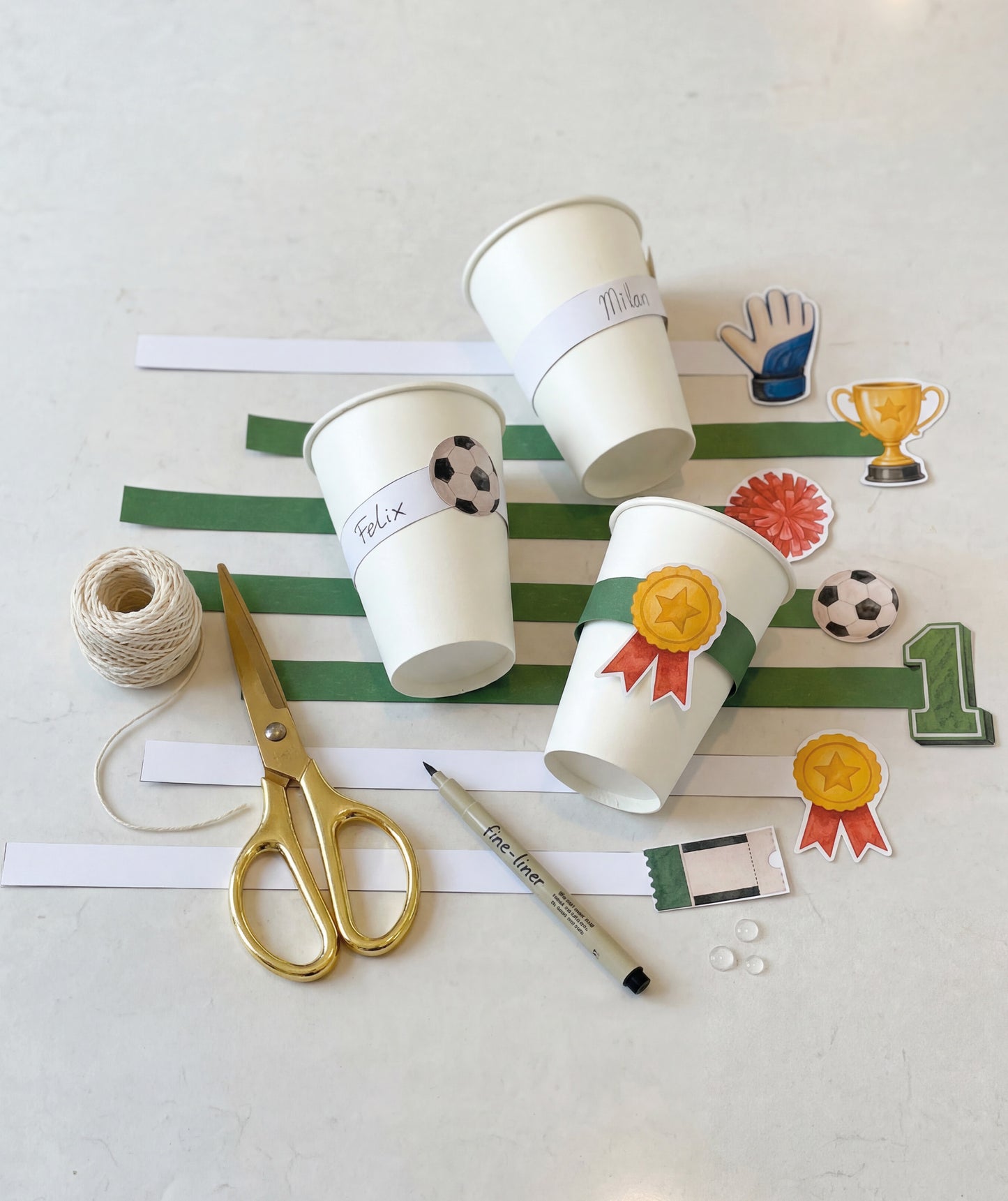 Fußball Einschulung Set zum Ausdrucken | Einladung, Mini-Schultüten & Partydeko